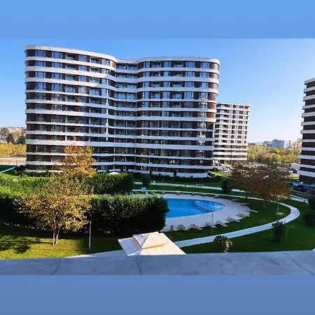 Park South * 瓦爾納